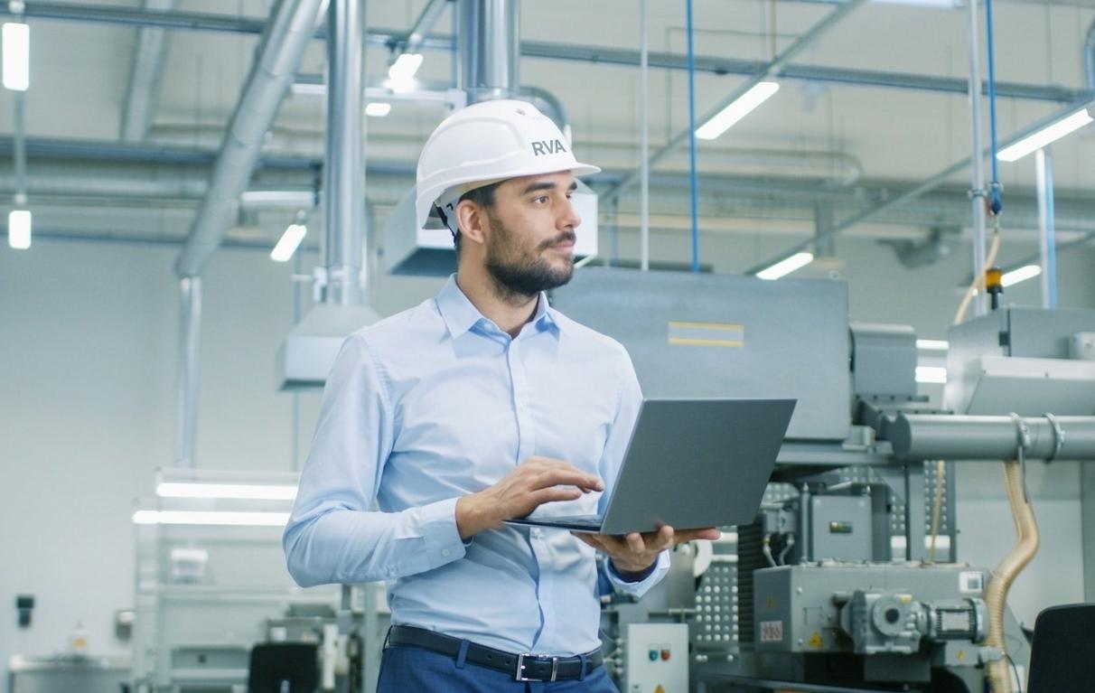 Equipo RVA en obra de ingeniería